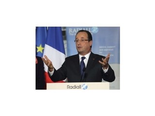 Prezident Hollande oznámil rozchod s partnerkou Trierweilerovou