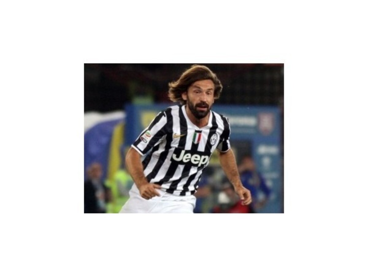 Pirlo znova hráčom sezóny, Hamšík chýba v jedenástke