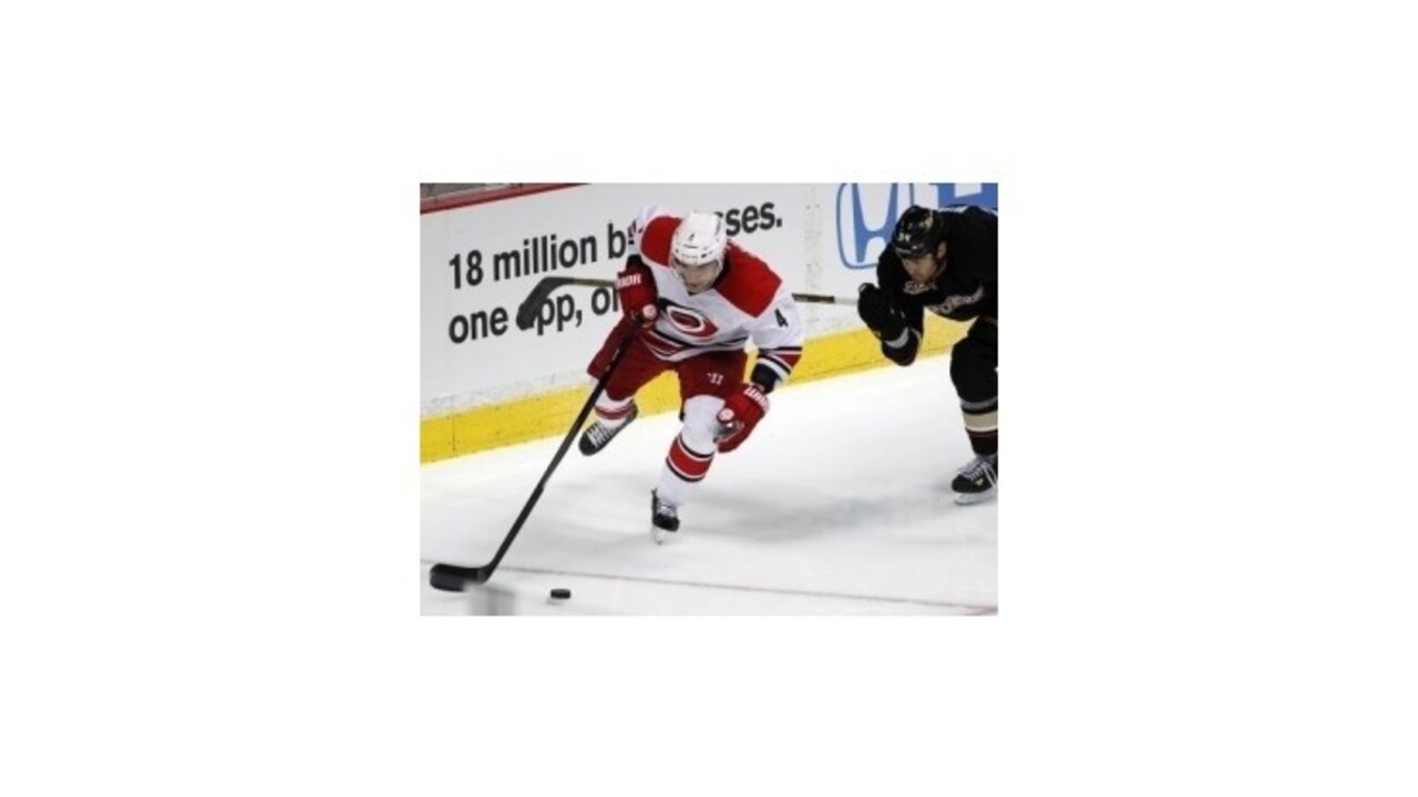 Sekera skóroval po skvelom sóle, Heritage Classic pre Ottawu