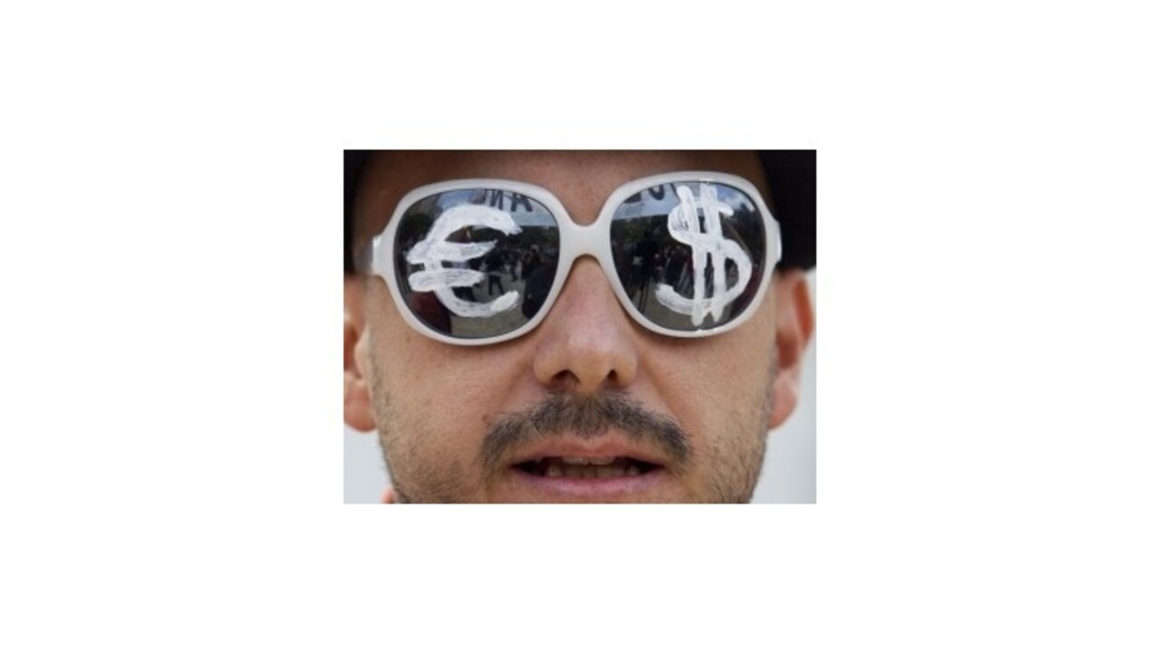 Krymská kríza spôsobila aj oslabenie eura