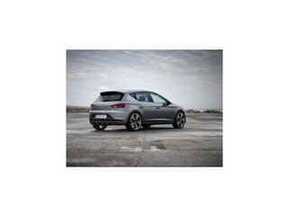 Seat Leon Cupra je renesanciou hot hatch/Opel Meriva dostal nový naftový motor/Fiat 500 s preplňovaným dvojvalcom je dokonalé retro