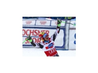 Hirscher získal tretíkrát za sebou veľký glóbus