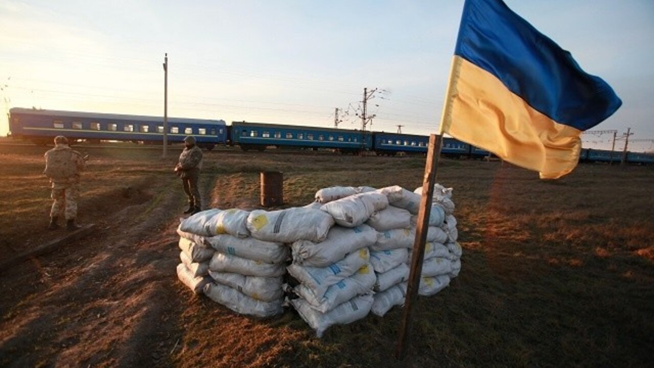 Ukrajina vlajka (SITA/AP)