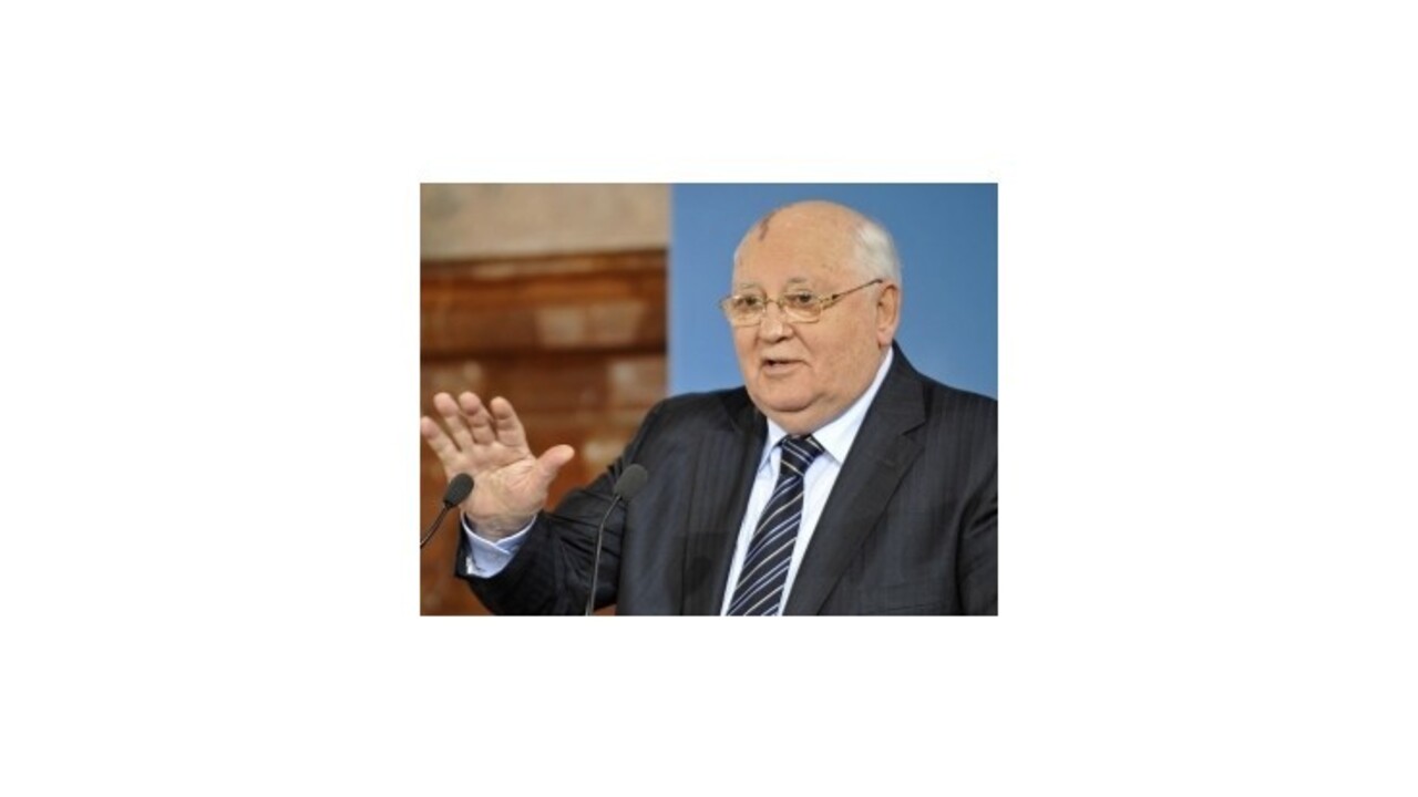 Gorbačov podporil Krymčanov a skritizoval sankcie voči Moskve
