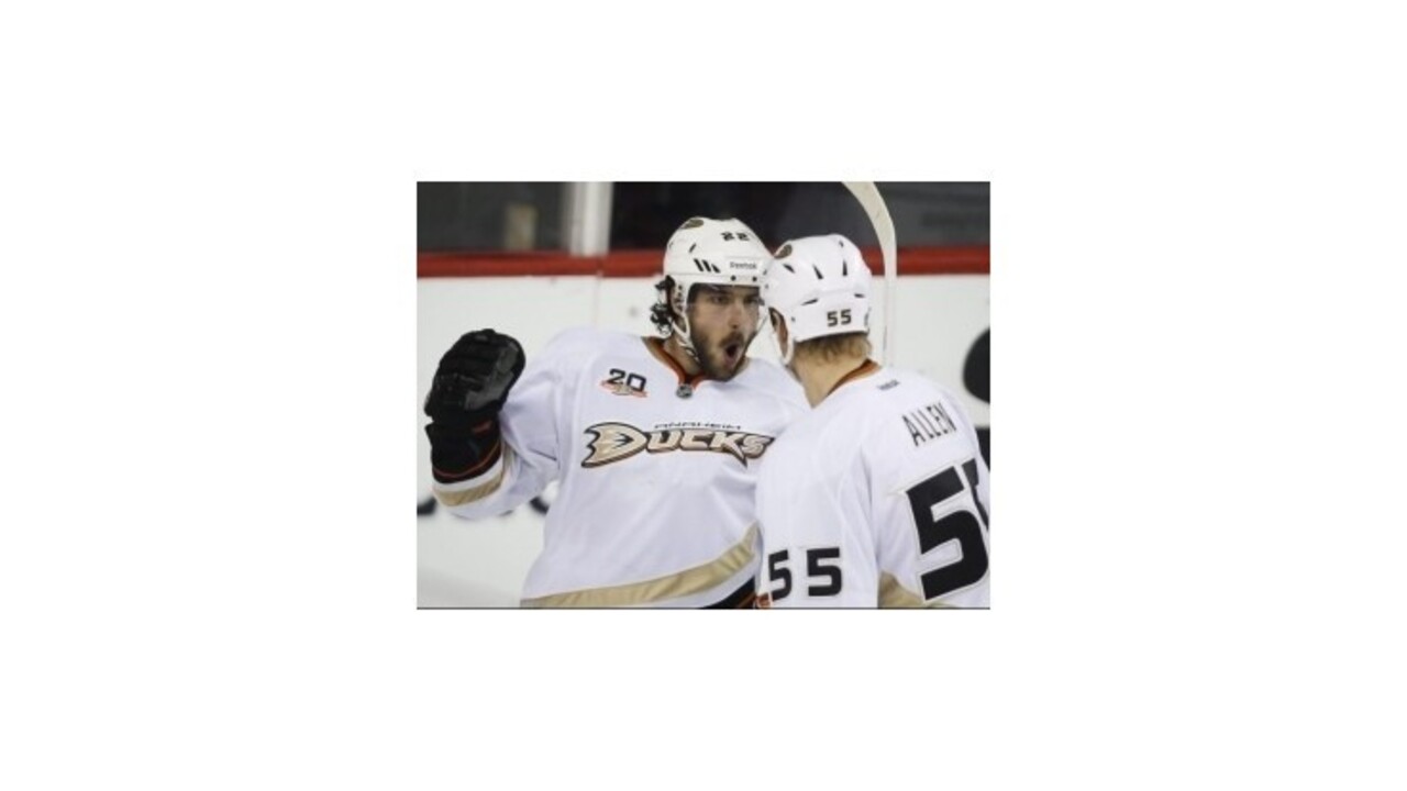 Anaheim pokoril stobodovú hranicu, Vancover uspel v Minnesote