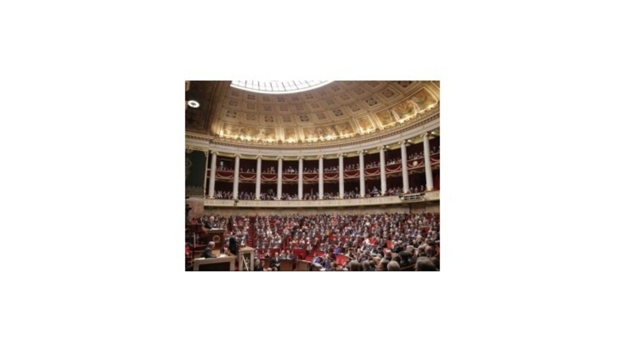 Nová francúzska vláda získala dôveru parlamentu