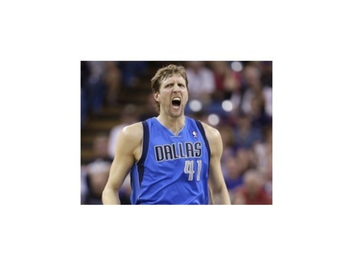 Nowitzki predstihol Robertsona, je desiatym najlepším strelcom histórie