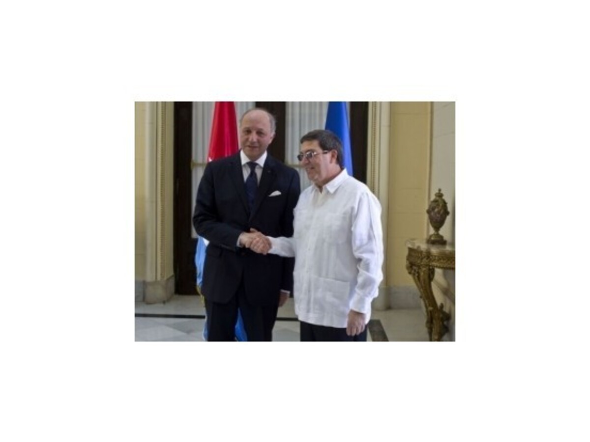 Francúzsky minister zahraničia navštívil Kubu po 30 rokoch