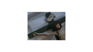 Biela sobota je dňom hrobového odpočinku Ježiša, katolici slávia večer vigíliu