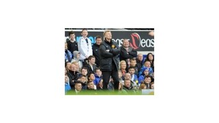 Moyes nevydržal v Manchestri United ani rok, nahradí ho Giggs