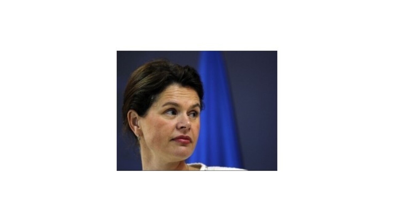 Premiérka Bratušeková odstúpila z funkcie