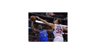 Indiana a Oklahoma vyhrali u súperov, vedú v sériách