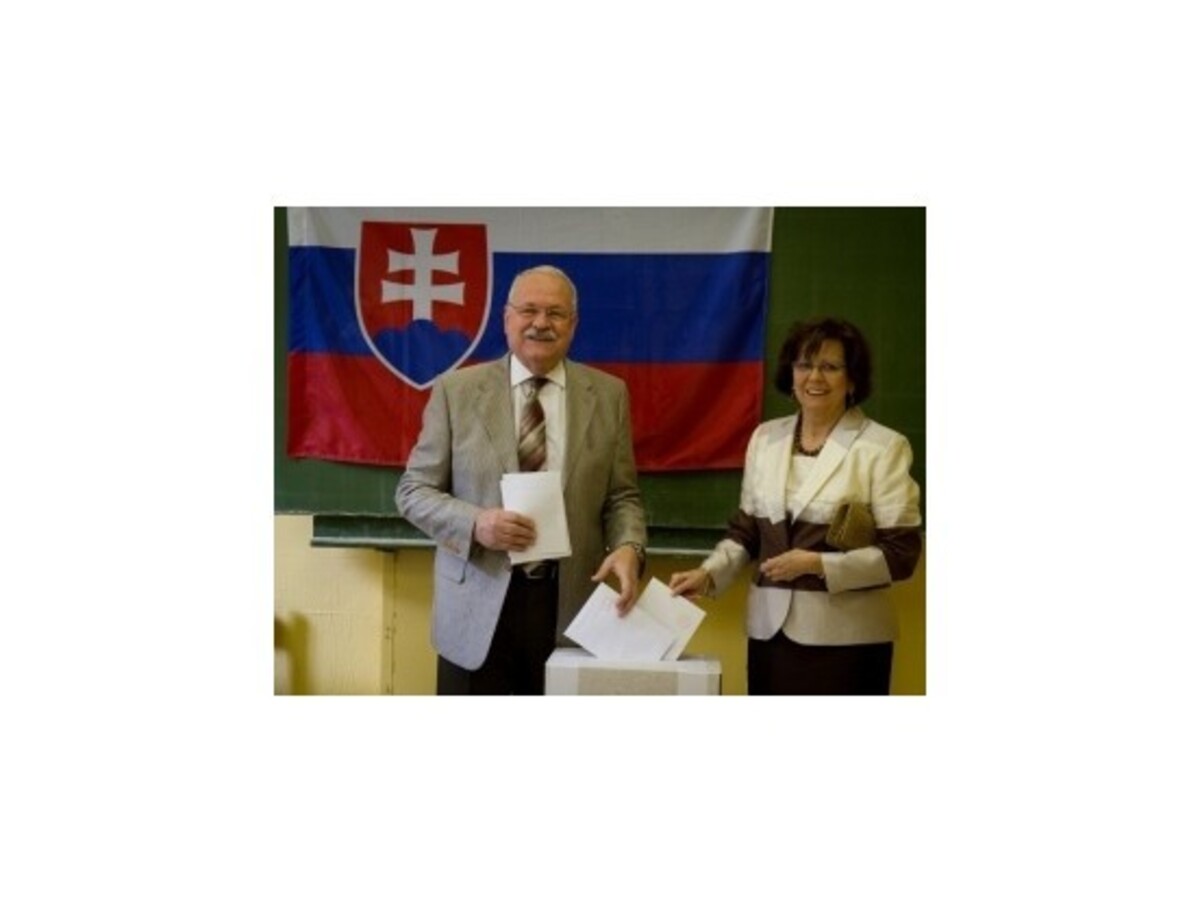 Gašparovič: Slabá volebná účasť je odrazom malej angažovanosti politických strán