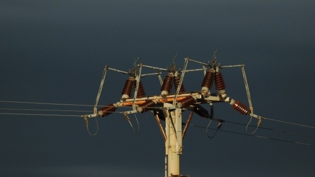 stožiar elektrina stĺp vysokého napätia energetika (ilu) (ČTK)
