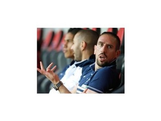 Francúzi do Brazílie bez zraneného Ribéryho