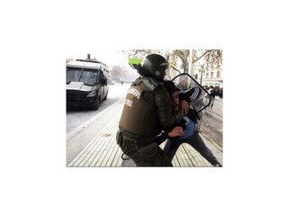 Nespokojní čílski študenti protestovali proti nečinnosti vlády