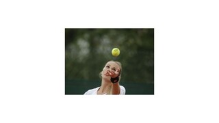 Rybáriková postúpila do osemfinále štvorhry žien