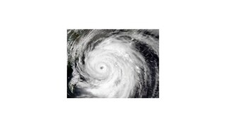 Supertajfún Neoguri dosiahol pevninu pri meste Akune