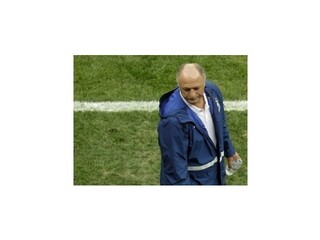 Scolari rezignoval na funkciu trénera Brazílie