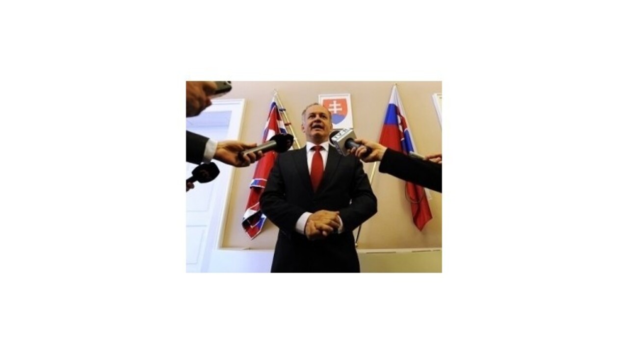 Kiska pozval Porošenka na Slovensko, zatiaľ neodpovedal