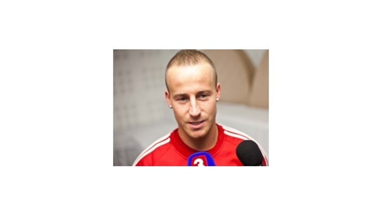 Trávniky na tréningových plochách ako koberce, nadchýna sa Stoch v Al-Ain