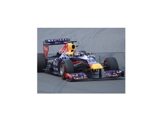 Mercedes túži získať Vettela, v hre je údajne aj McLaren