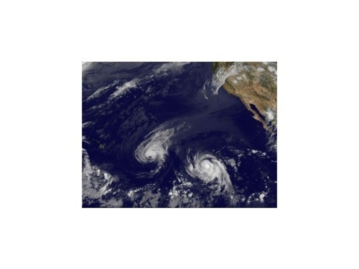 Búrka Julio zosilnela na hurikán, smeruje k Havajským ostrovom