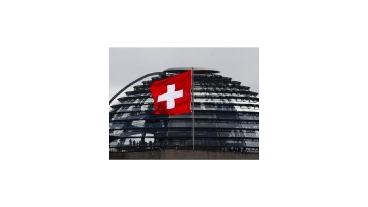 Švajčiarsko rozšíri zákaz exportu do Ruska a na Ukrajinu