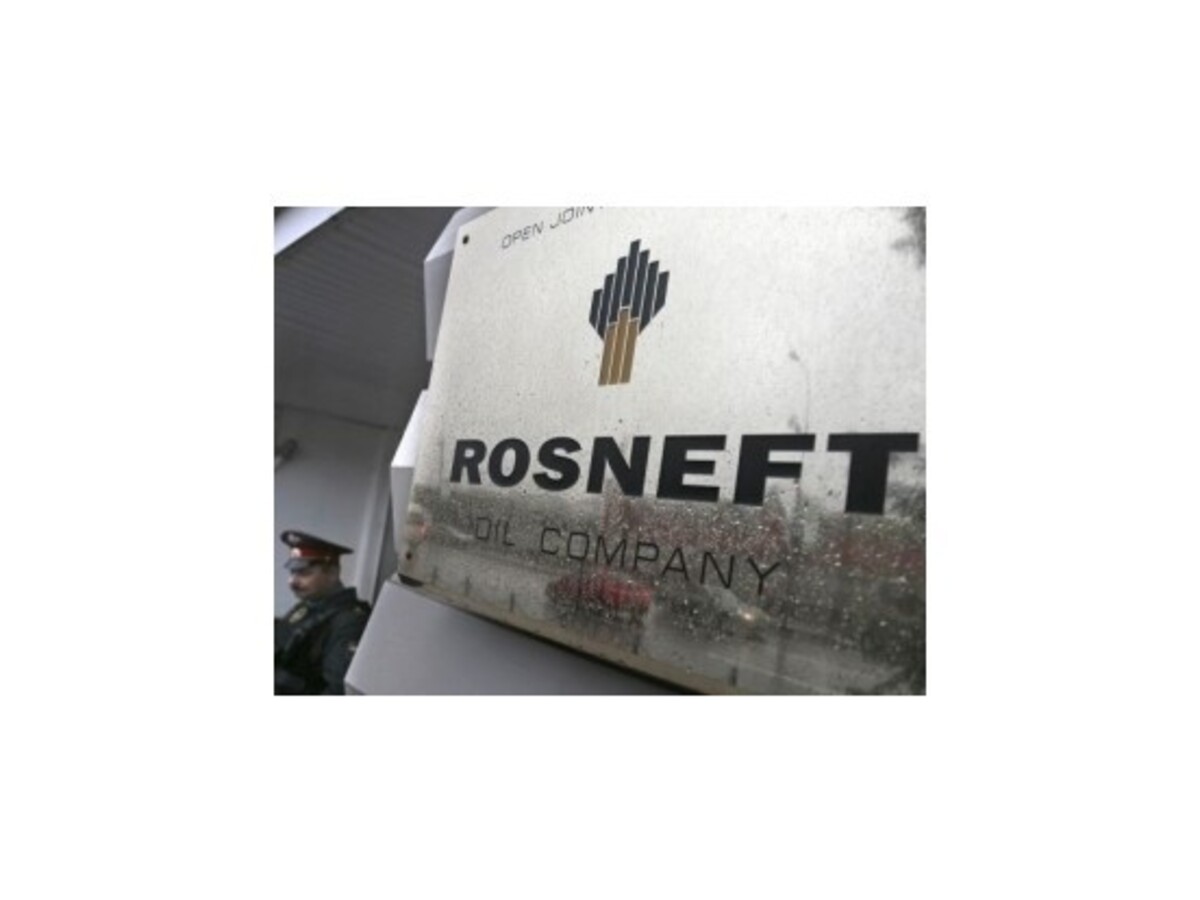Rosnefť pre sankcie požiadal vládu o finančnú pomoc