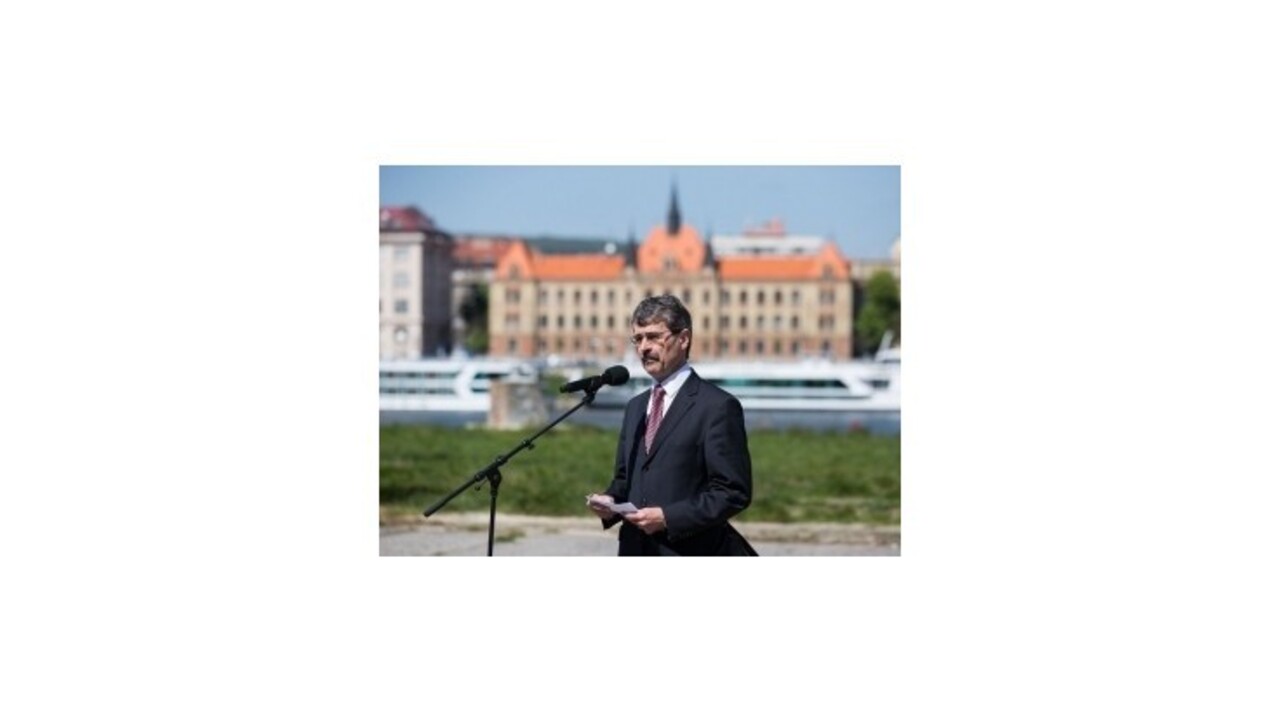 Kandidatúru Ftáčnika za primátora Bratislavy podporí Smer-SD