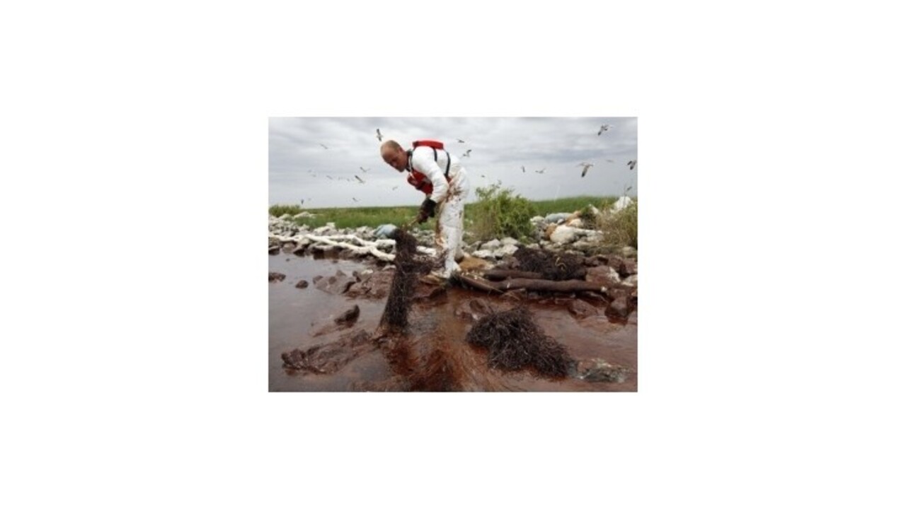 Za únik ropy v Mexickom zálive nesie rozhodujúcu zodpovednosť firma BP