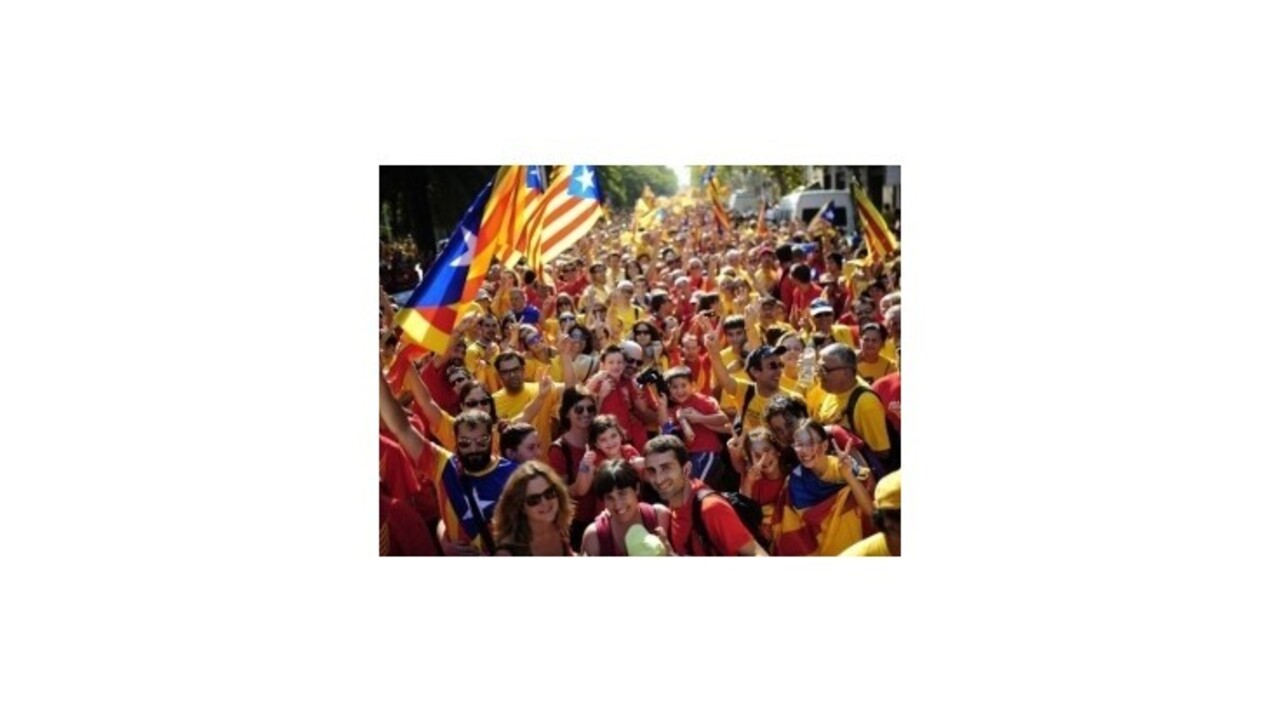 Za nezávislosť demonštrovali v uliciach Barcelony státisíce Kataláncov