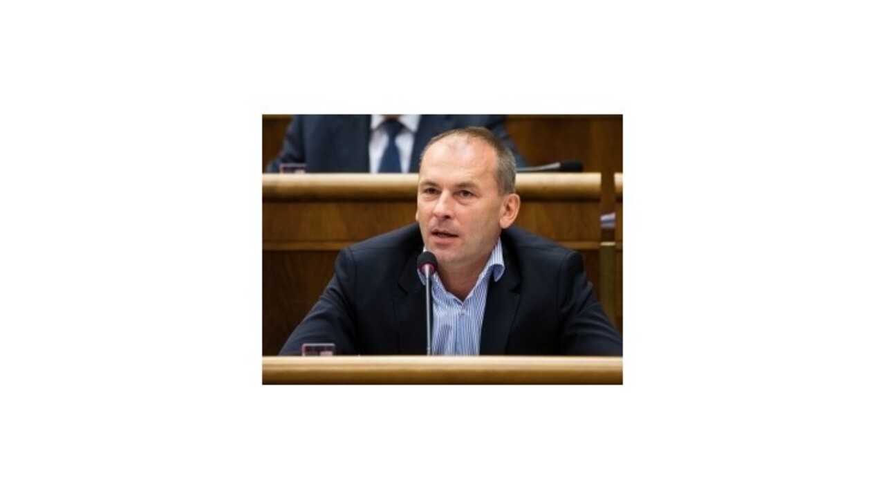 SDKÚ-DS chce iniciovať odvolávanie Fica v parlamente