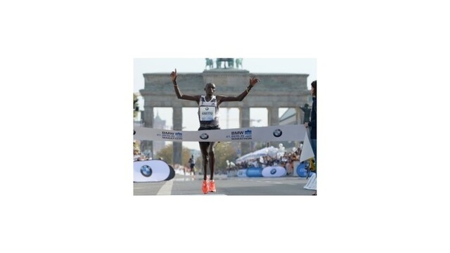 Keňan Kimetto vyhral Berlínsky maratón v novom svetovom rekorde