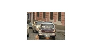 Nemci si jazdou do Prahy na Trabantoch pripomenuli rok 1989