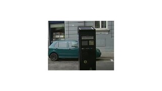 Predavačov parkovacích kariet vystriedajú v Bratislave automaty