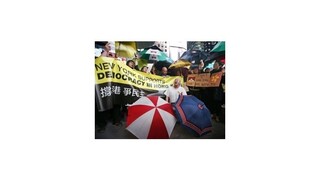 Hongkonský líder odmietol odstúpiť