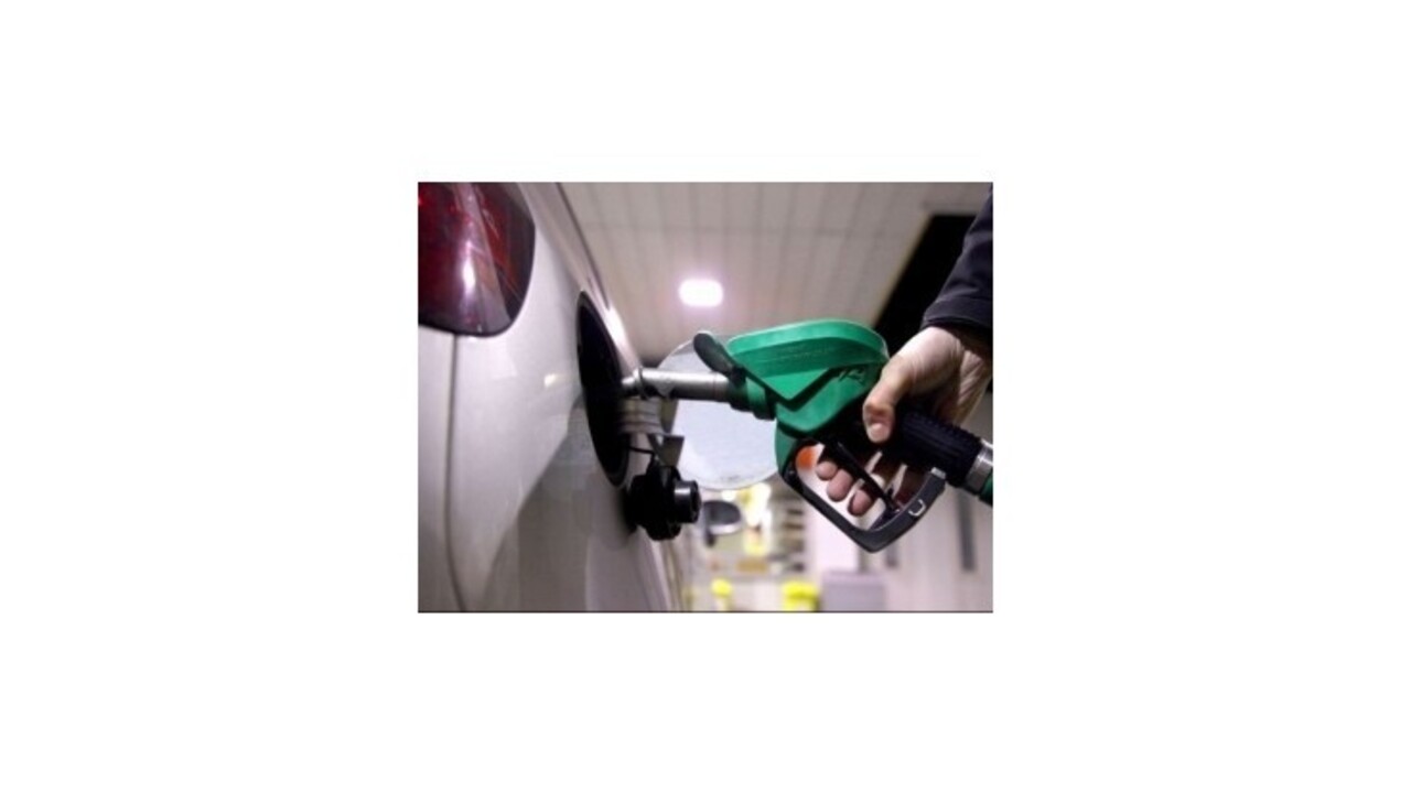 Benzíny minulý týždeň na Slovensku zdraželi