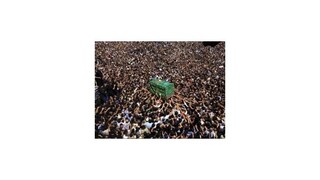 Asi 2 milióny Moslimov sa vydali do Mekky