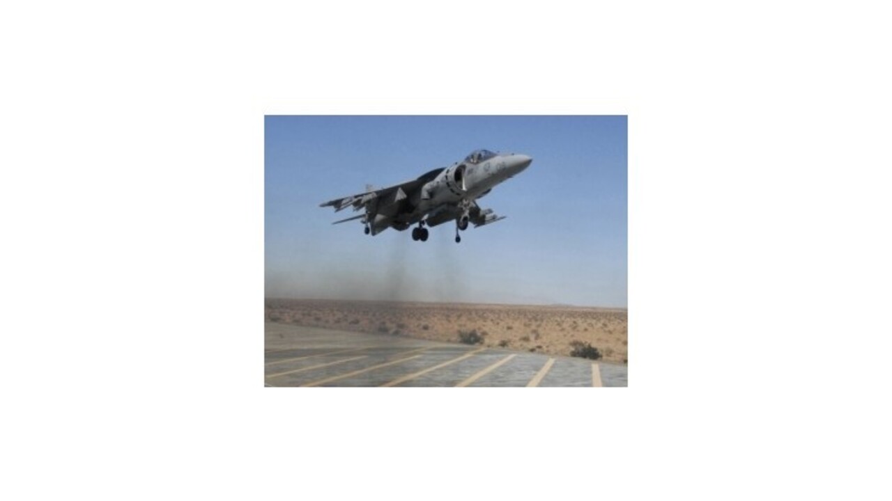 Kanada do Iraku vyšle letectvo, no nie pozemné sily