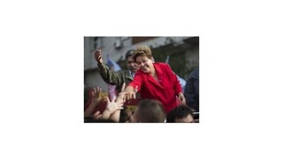 Brazílsky prezidentský úrad by mala podľa očakávaní obhájiť Dilma Rousseffová
