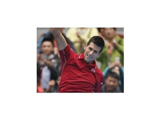 Djokovič vo finále dvojhry v Pekingu jasne zdolal Berdycha