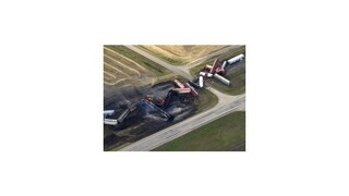 V Kanade sa vykoľajil vlak, dva vagóny s ropou horeli