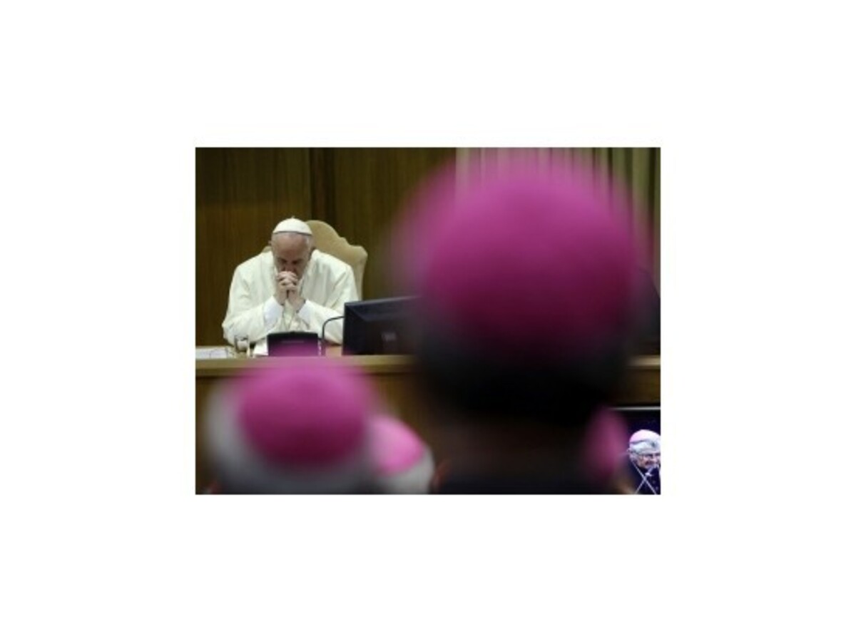 Synoda vo Vatikáne signalizuje miernejší postoj k homosexualite