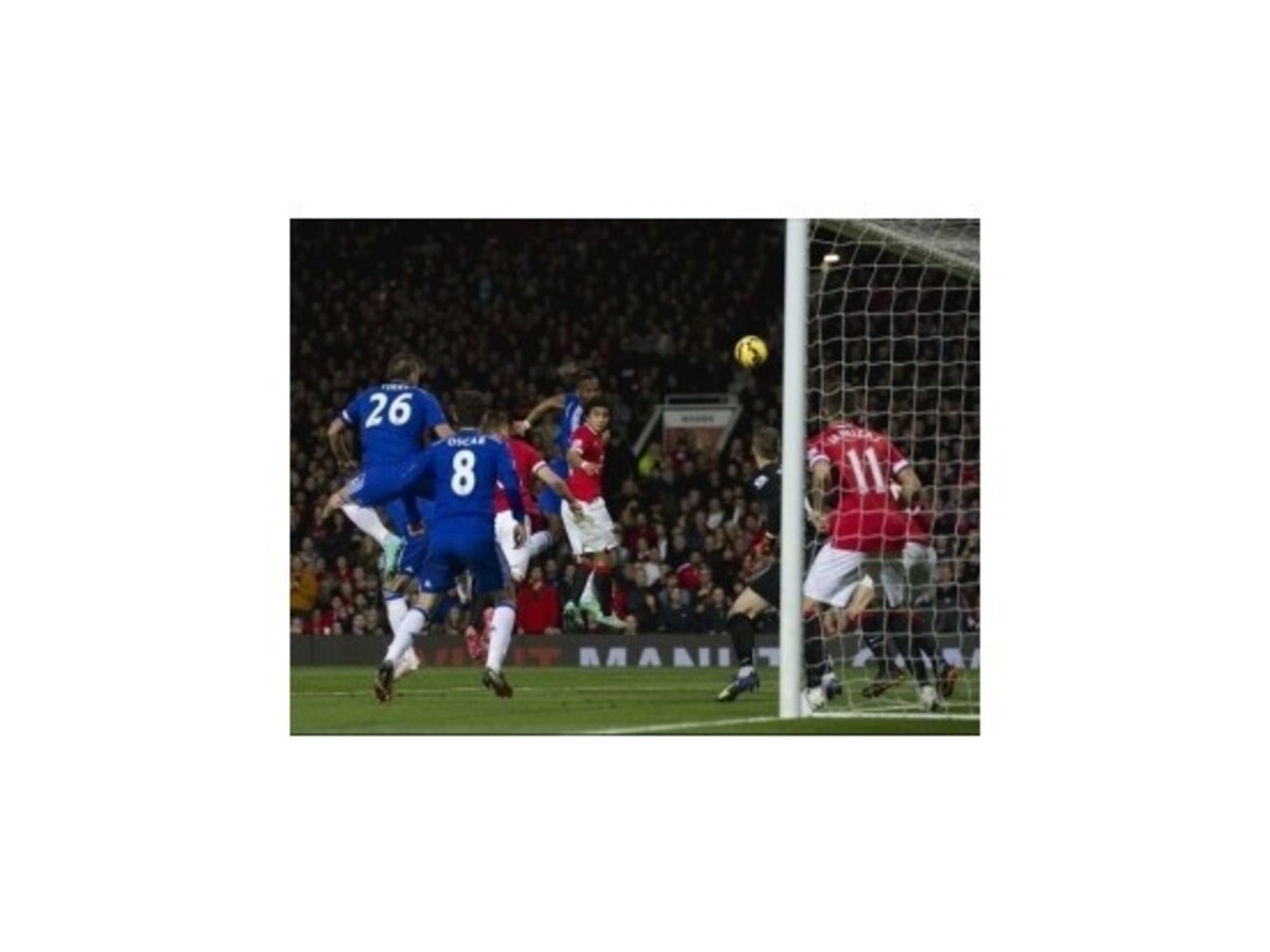 Chelsea je aj po deviatom kole na čele Premier League bez prehry