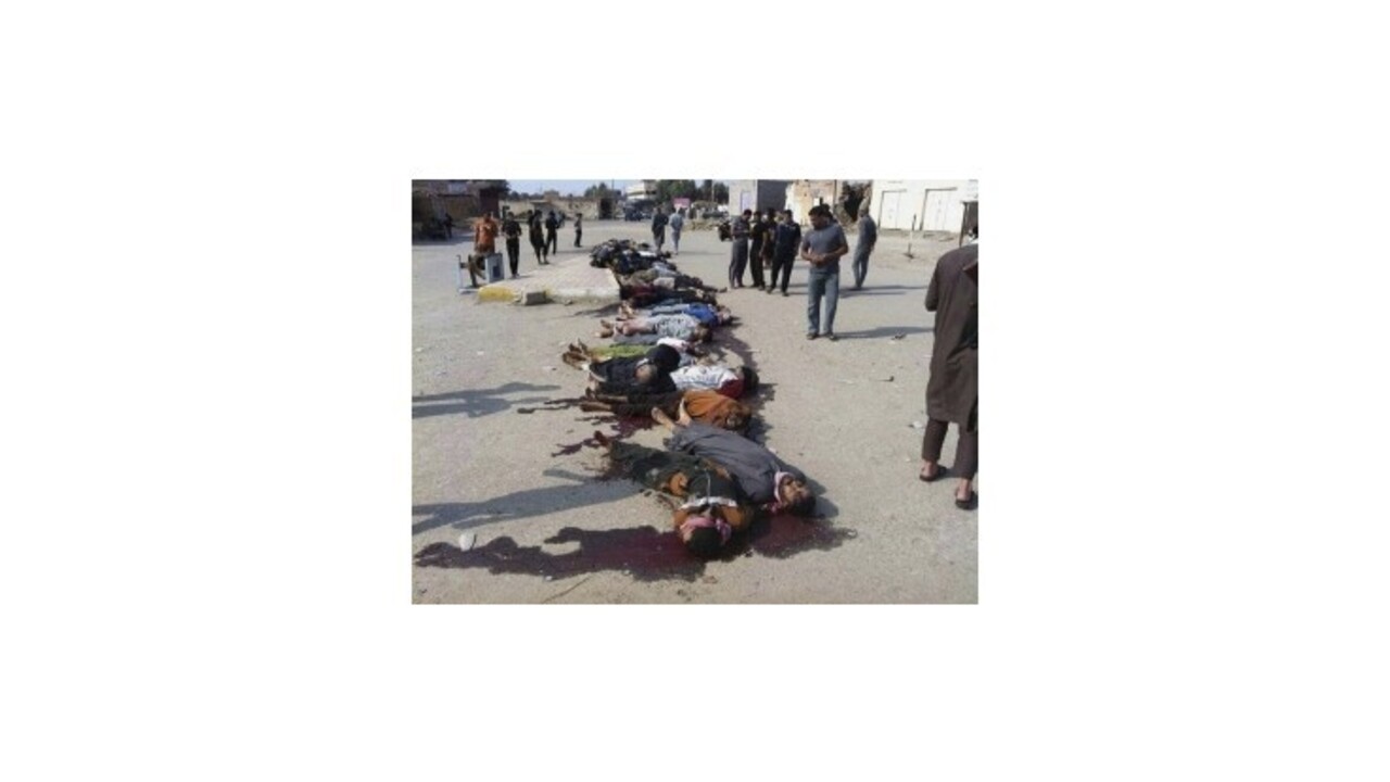 V masovom hrobe našli telá 150 sunnitských bojovníkov proti džihádistom