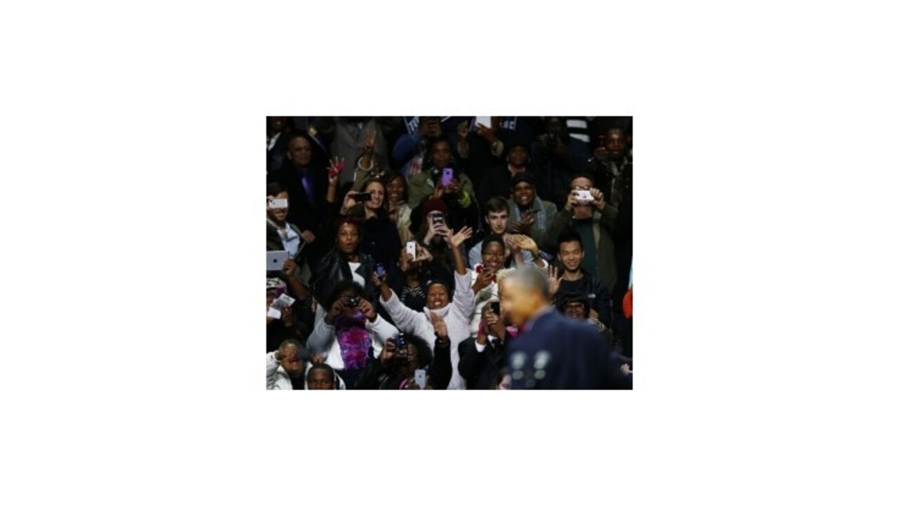 Americký prezident je po voľbách v ťažkej pozícii, čakajú ho tvrdé kompromisy