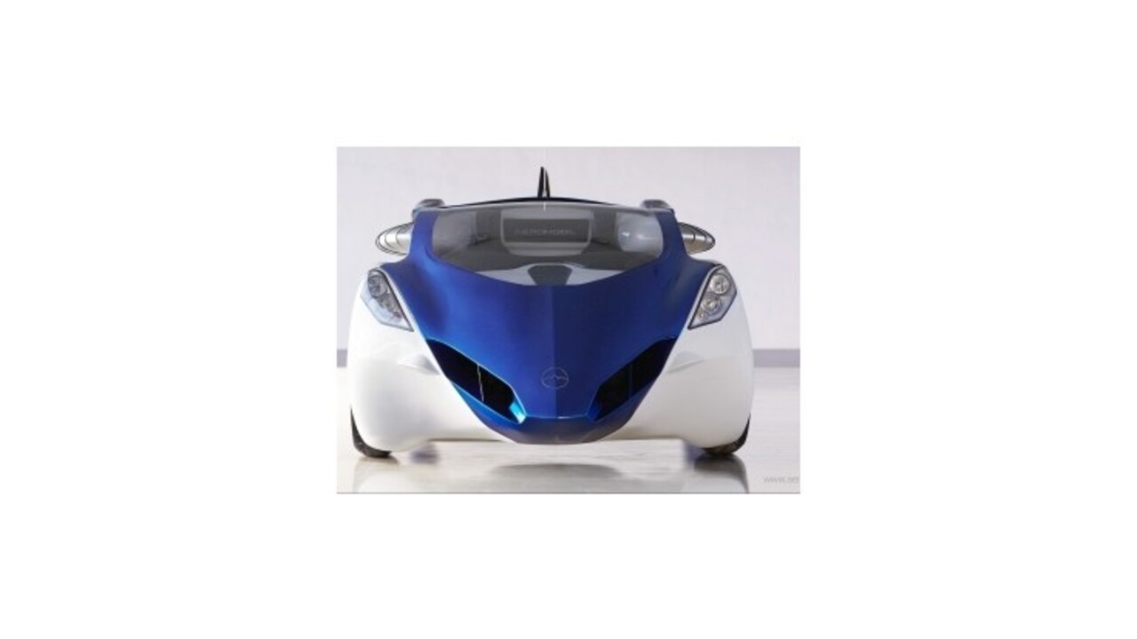 Svet očarilo slovenské lietajúce auto, pri kúpe siahnete hlboko do peňaženky