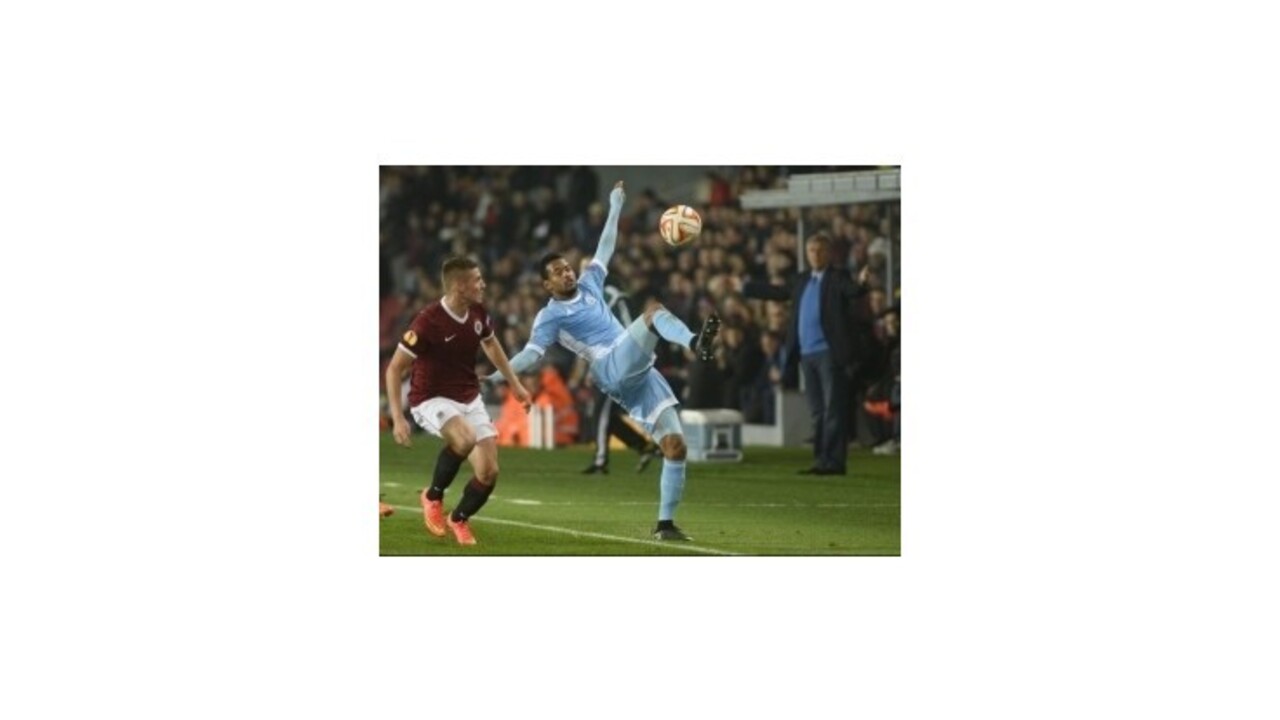 Slovan dostal výprask aj v Prahe, Neapol deklasoval Bern