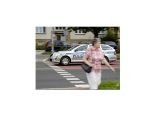 Muž sa na českej policajnej stanici usmrtil strieľajúcim perom